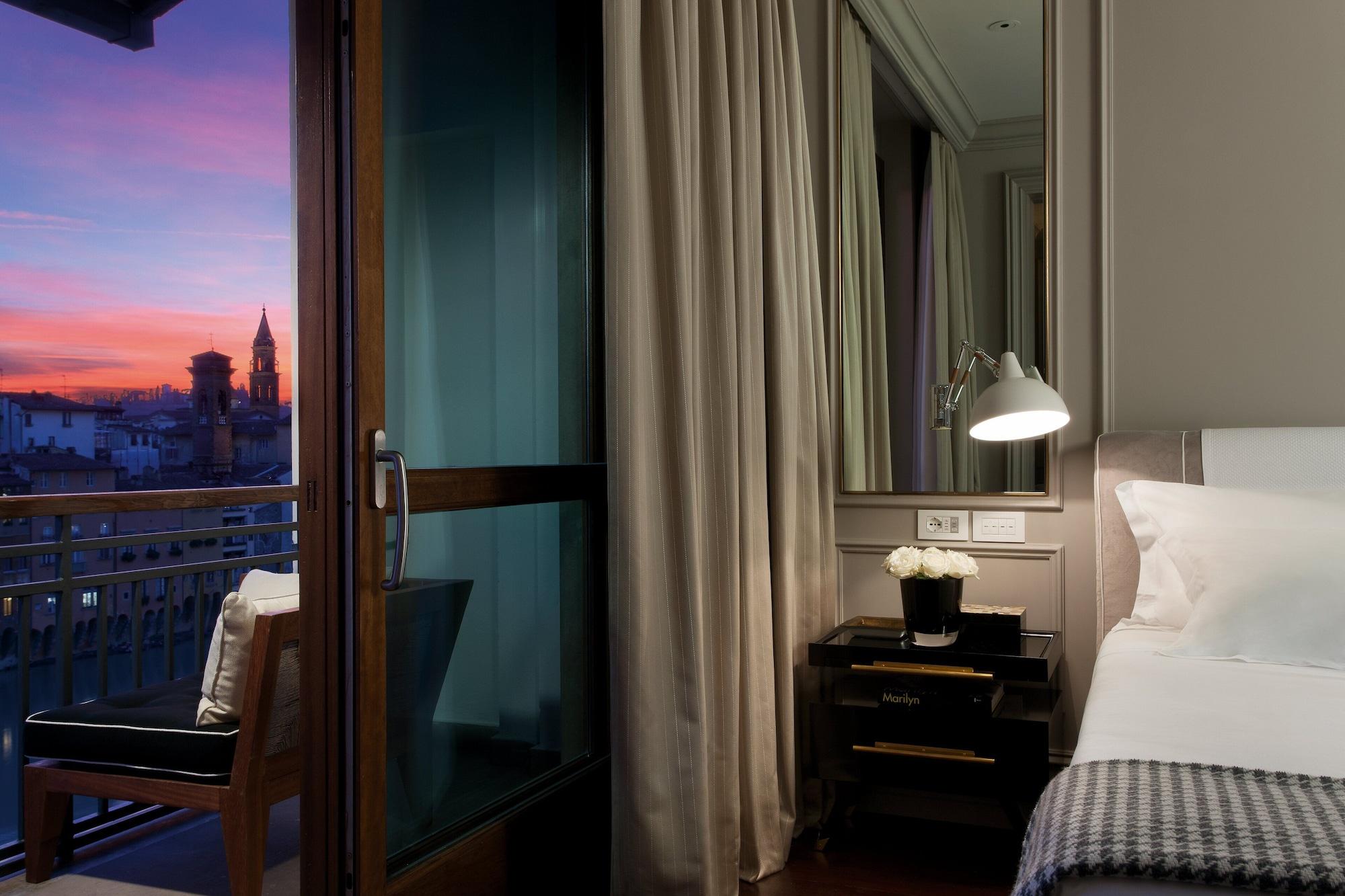 Portrait Firenze - Lungarno Collection Hotel Exterior photo