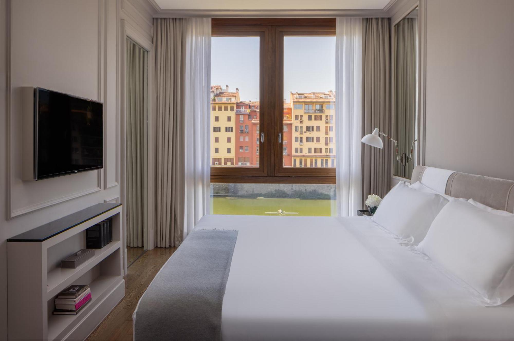 Portrait Firenze - Lungarno Collection Hotel Exterior photo